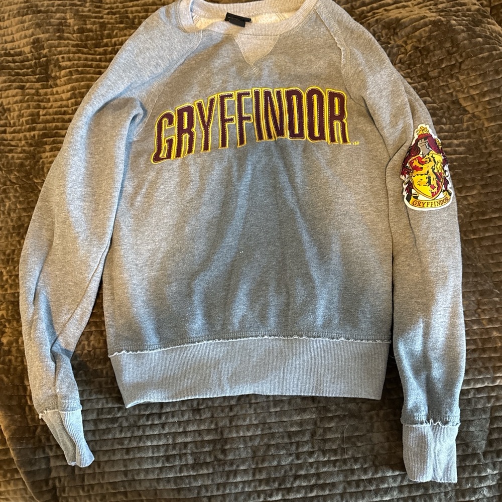 Universal Gray Gryffindor Crewneck Sweater